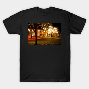 Broadway Christmas Lights Cotswolds Worcestershire T-Shirt